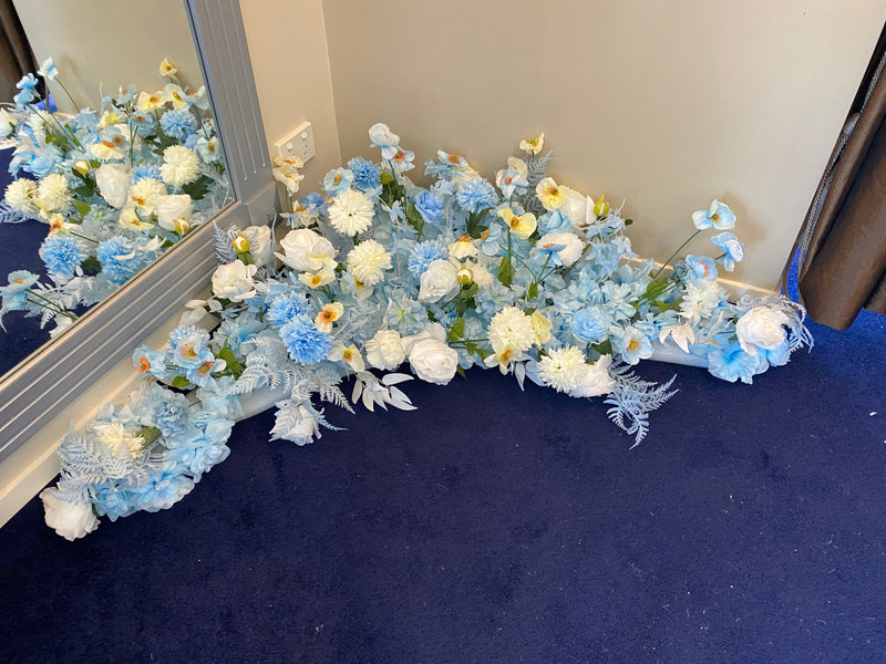 Floral Arbour Corner - Blue