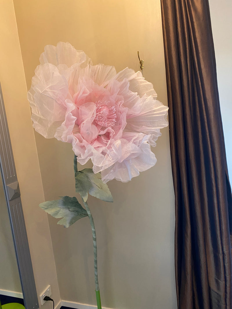 Giant Mechanical Flower - Pink