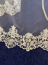 Lace Edge Veil