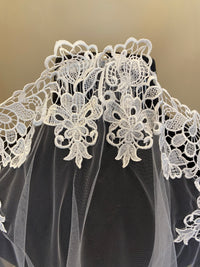 Lace Edge Veil