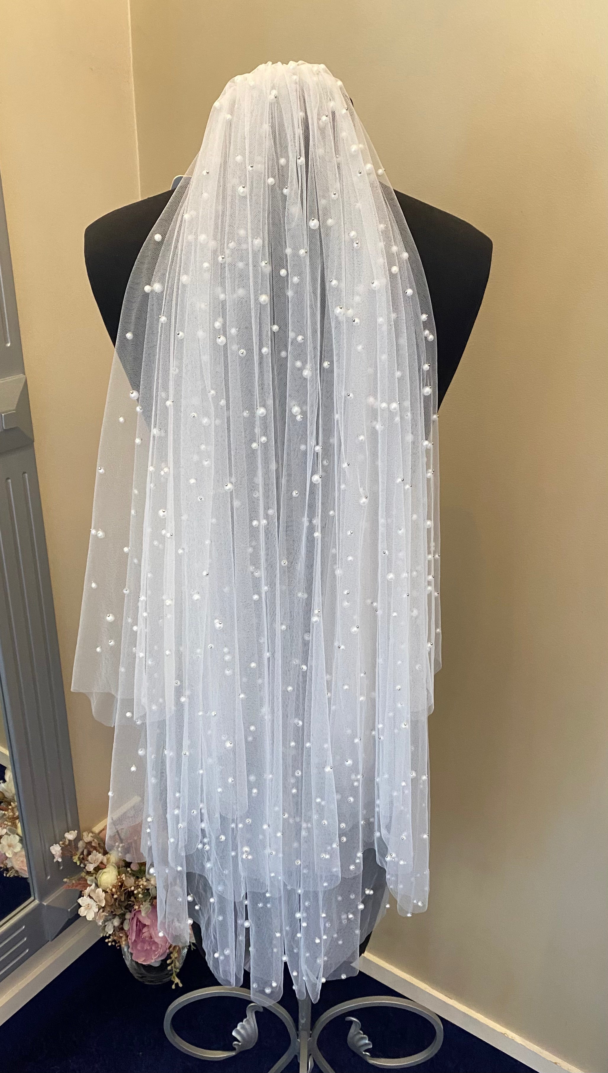 Pearl Veil with Blusher
