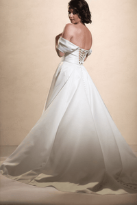 Maybel - Bridal Gown - white label - Melanie Jayne