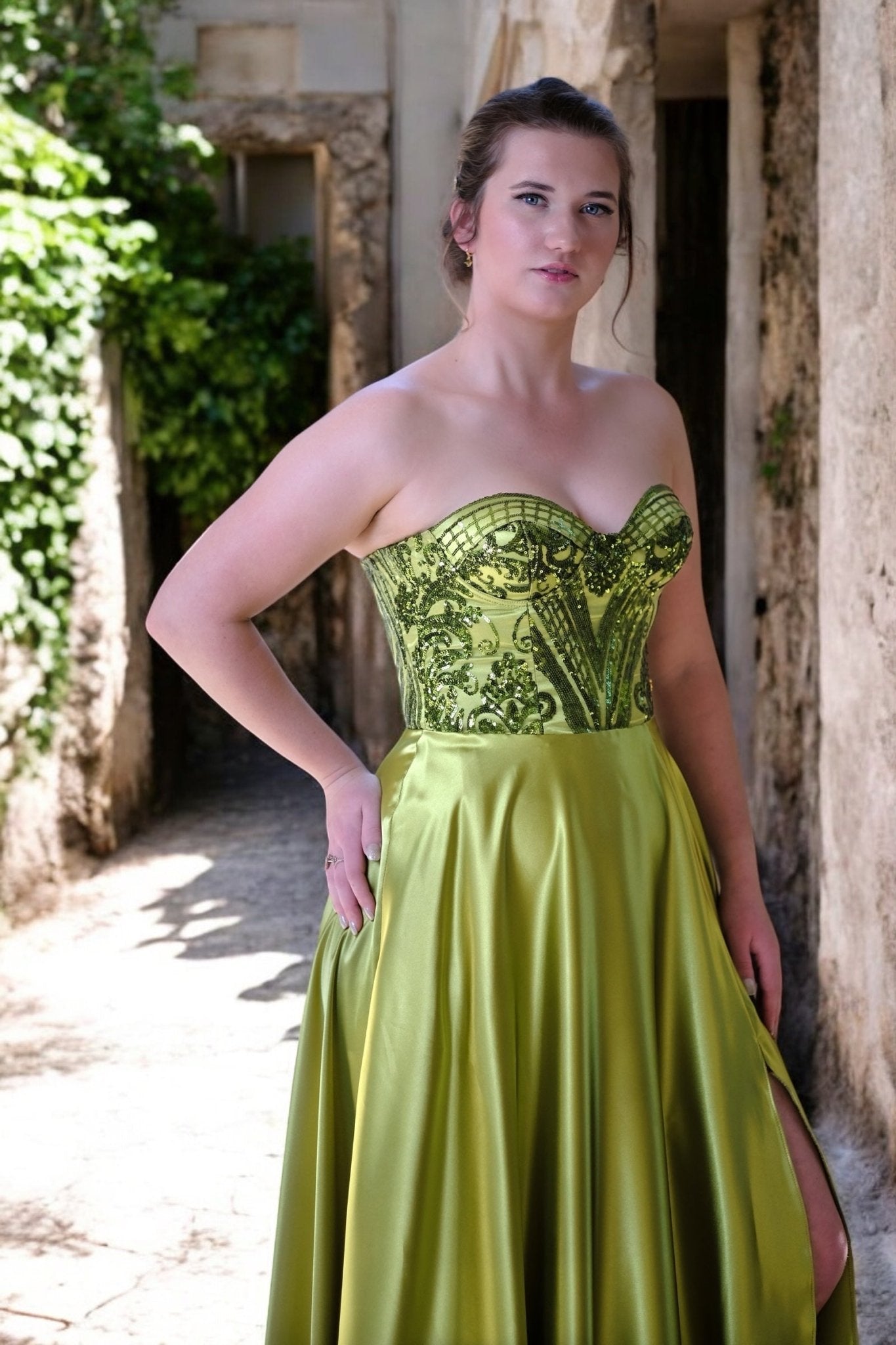 Mia Peridot Mia Peridot