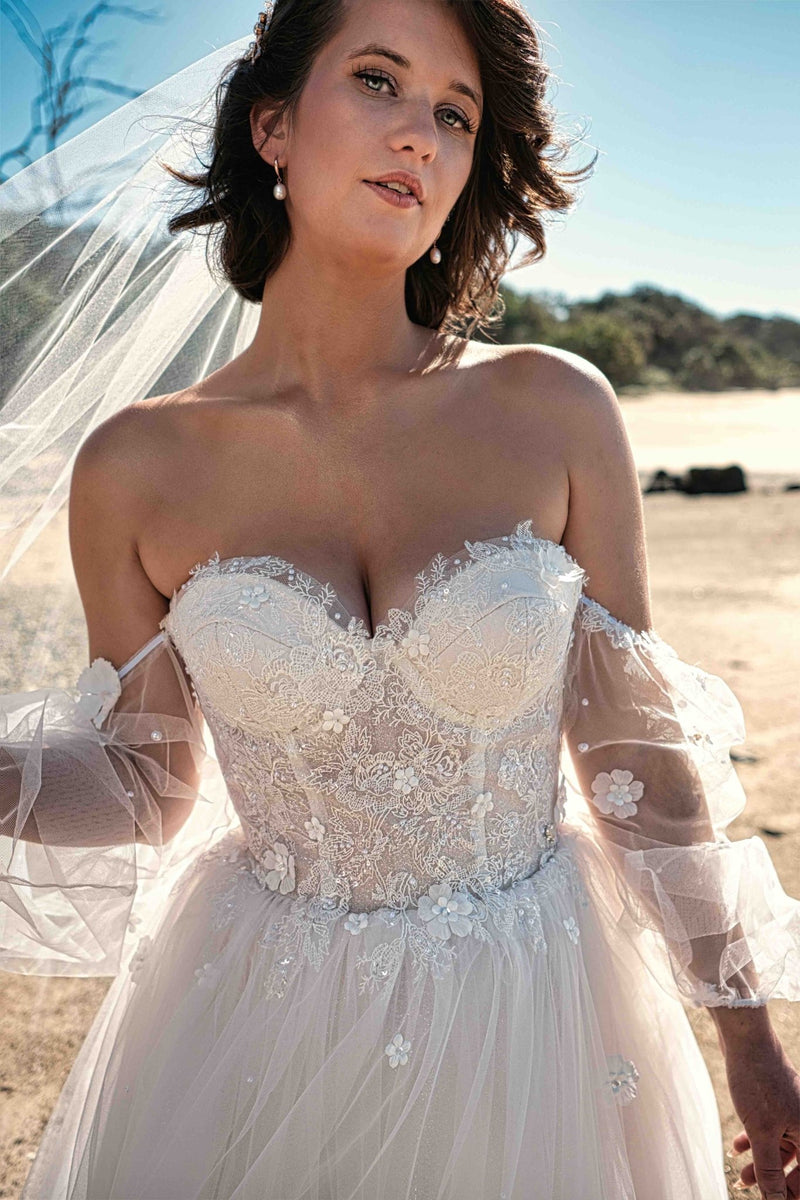 Poppy - Bridal Gown - Bridal - couture - Melanie Jayne