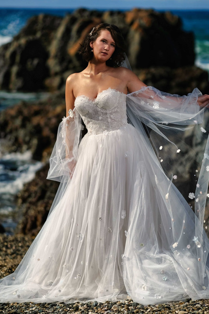 Poppy - Bridal Gown - Bridal - couture - Melanie Jayne
