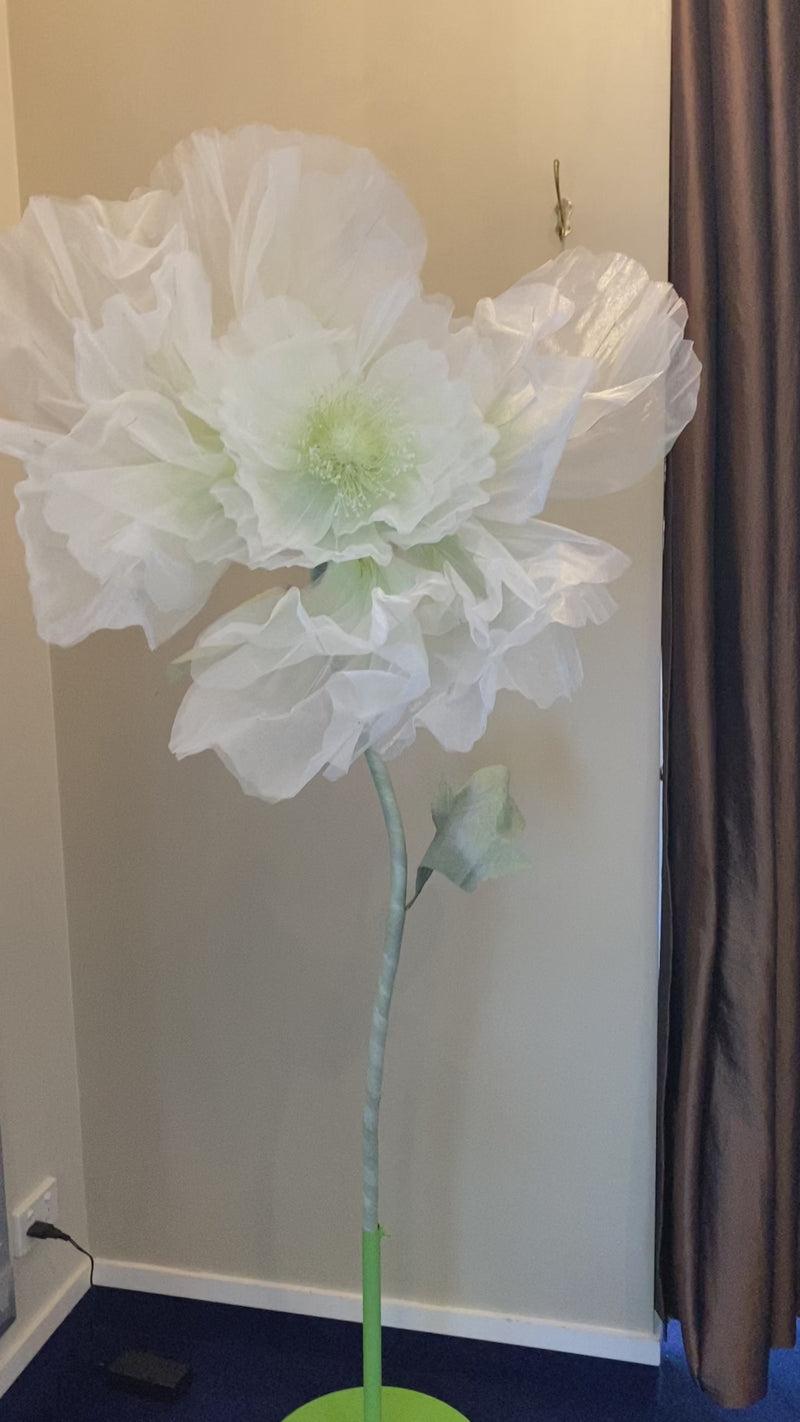 Giant Mechanical Flower - Green/White